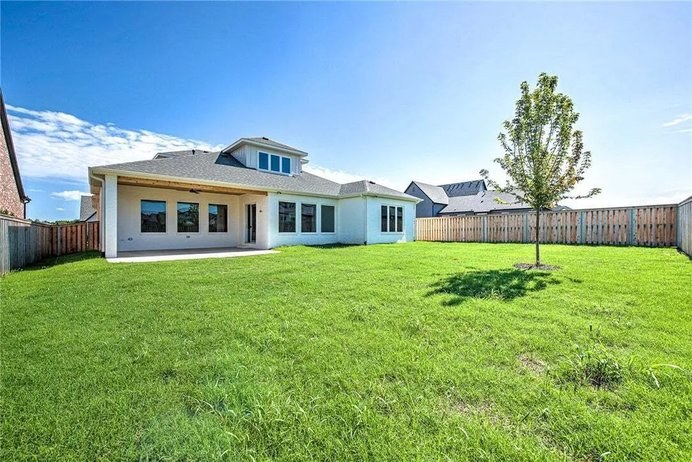 3509 SW Radiance Ave, Bentonville, AR 72713