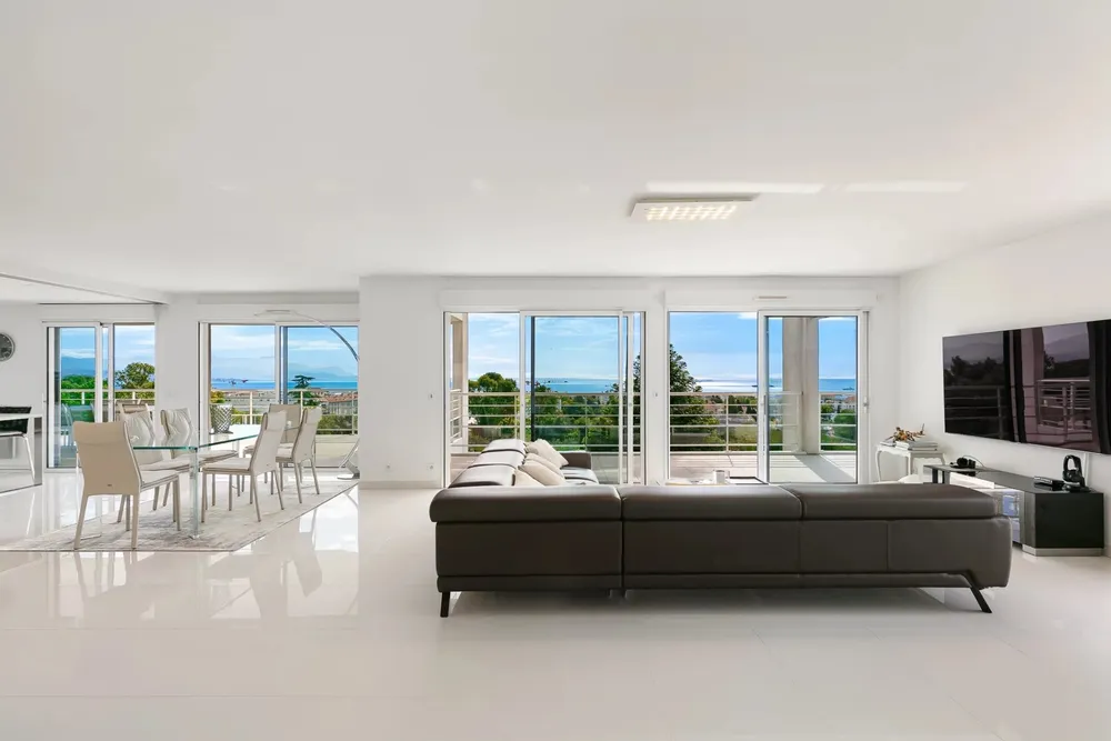 Antibes, 06600, France
