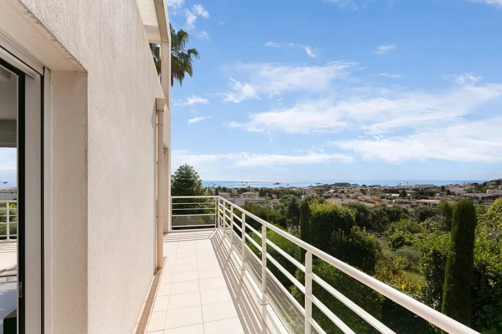 Antibes, 06600, France