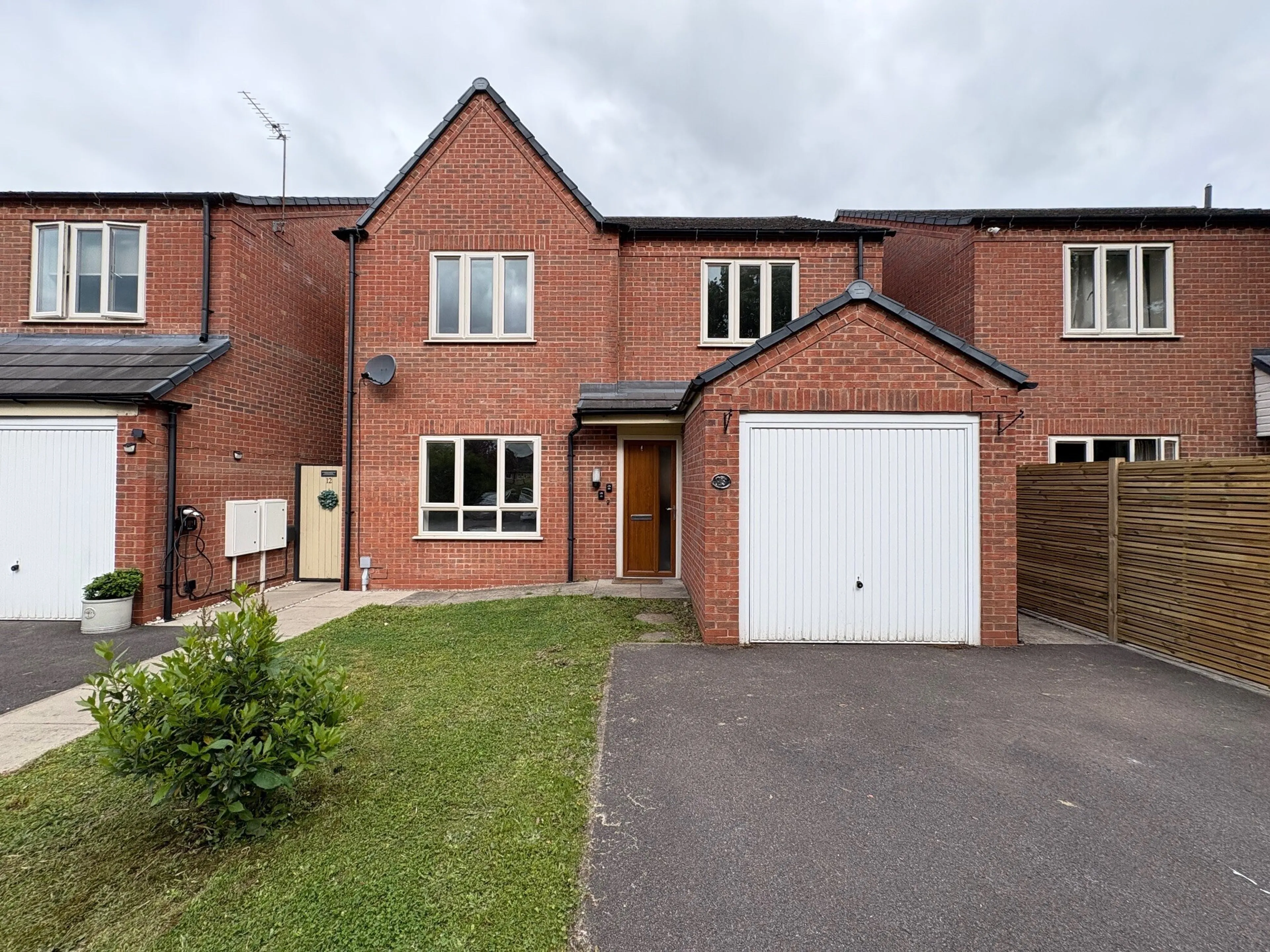 Property photo 0