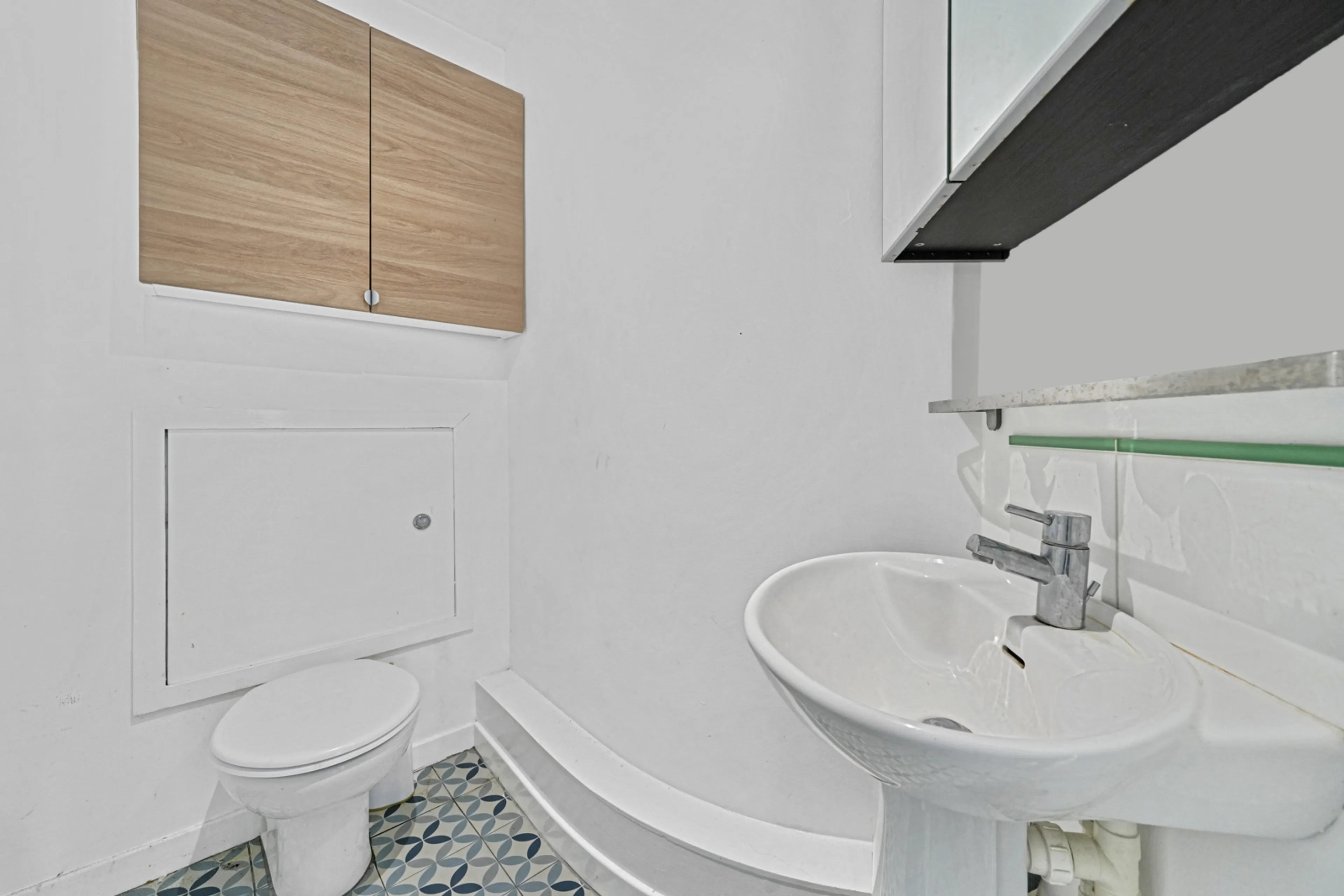 Photo 9