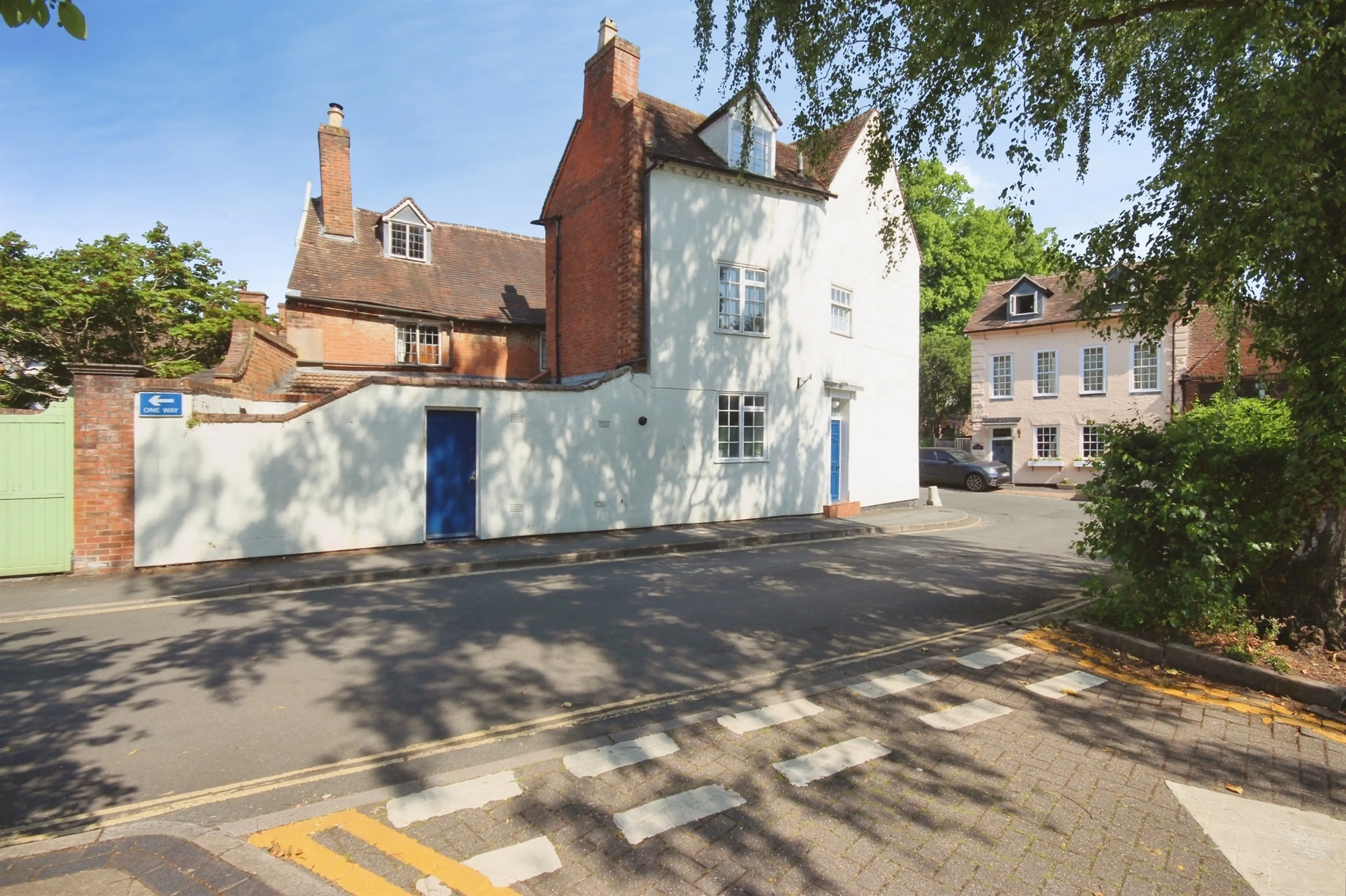 Property photo 0