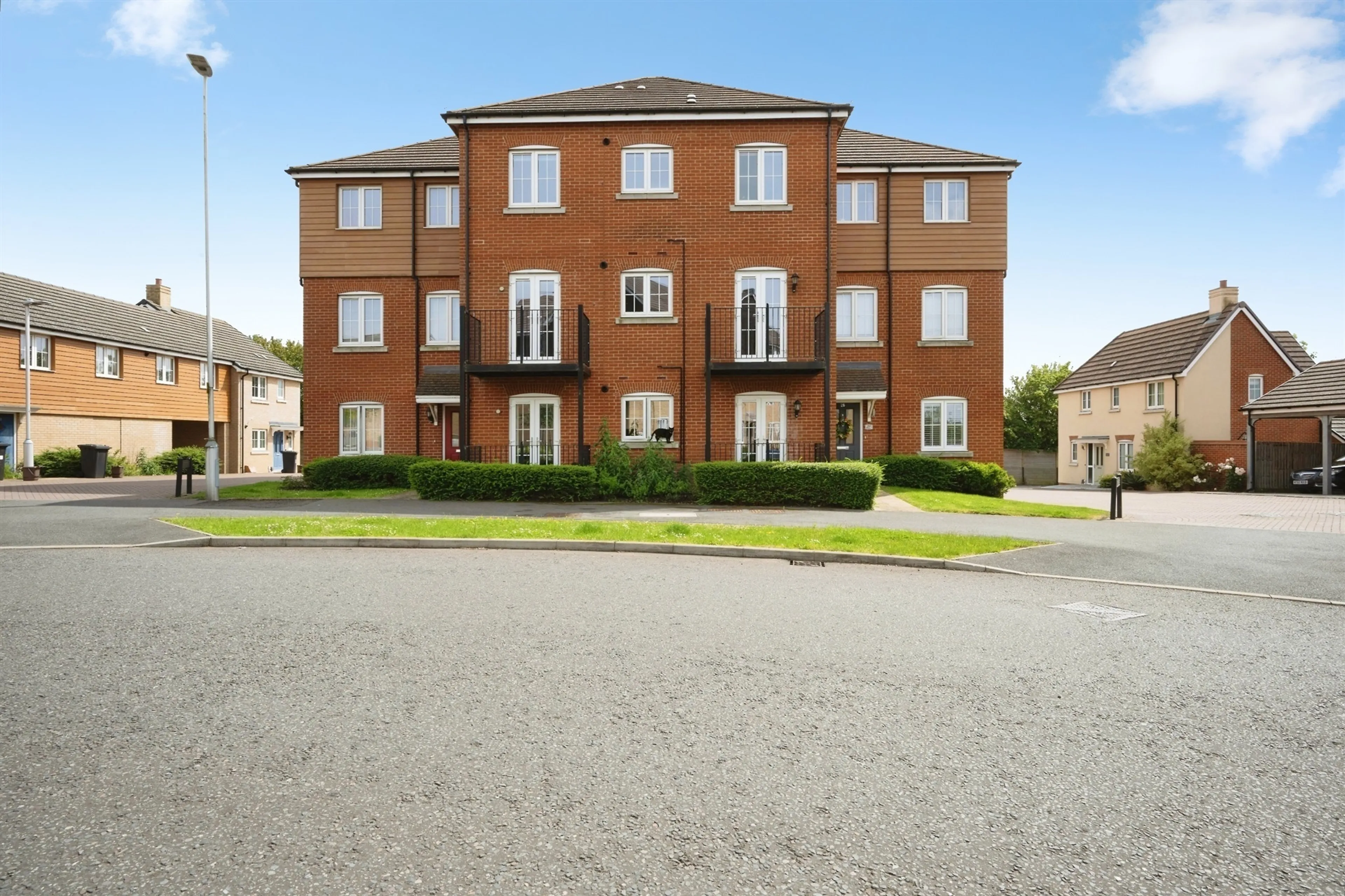 Property photo 0