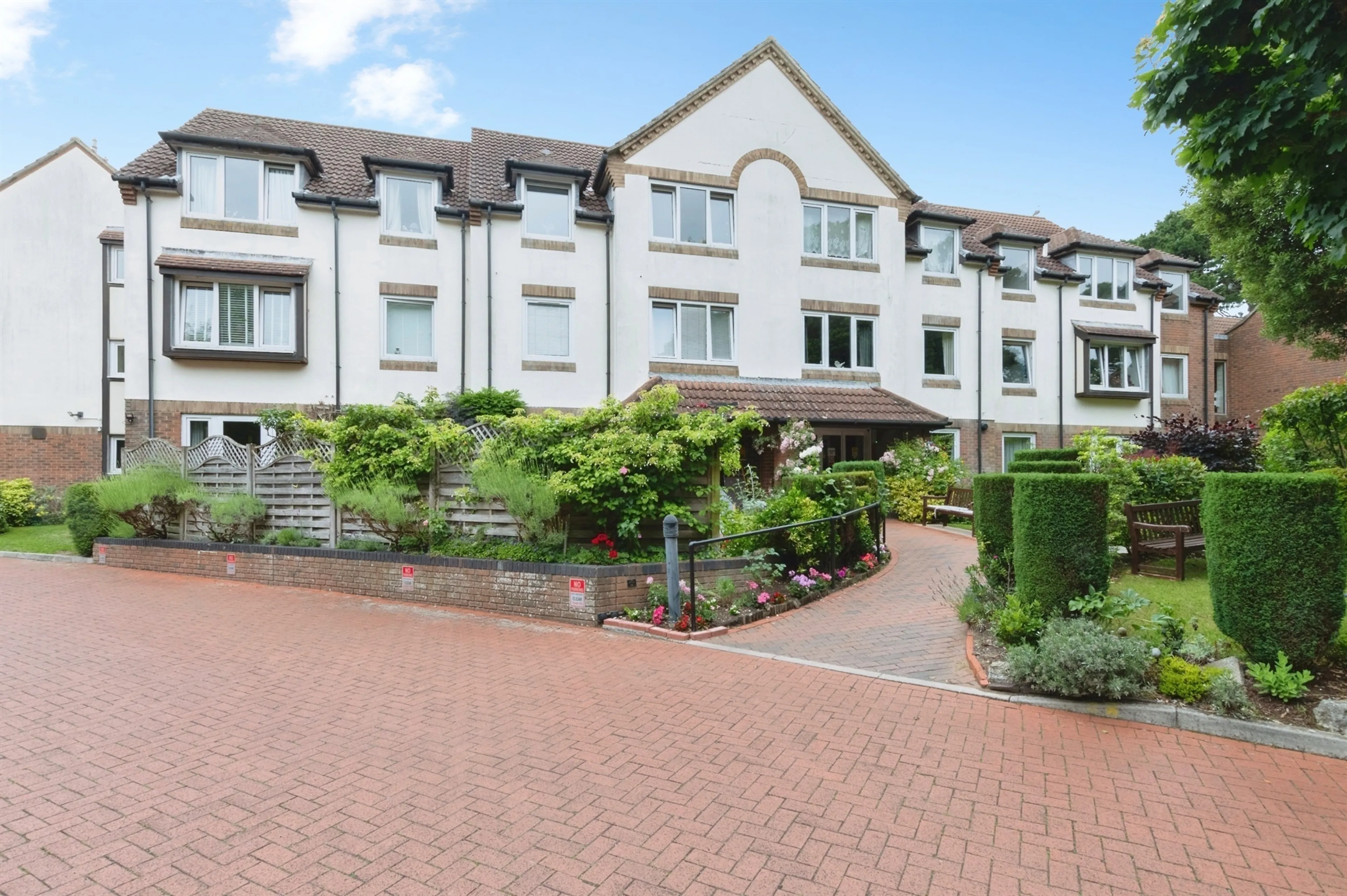 Property at Queens Park West Drive, Bournemouth