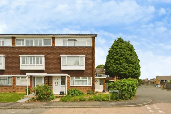 Ash Close, Merstham, Redhill, Surrey,...