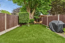 Mansard Close, Hornchurch