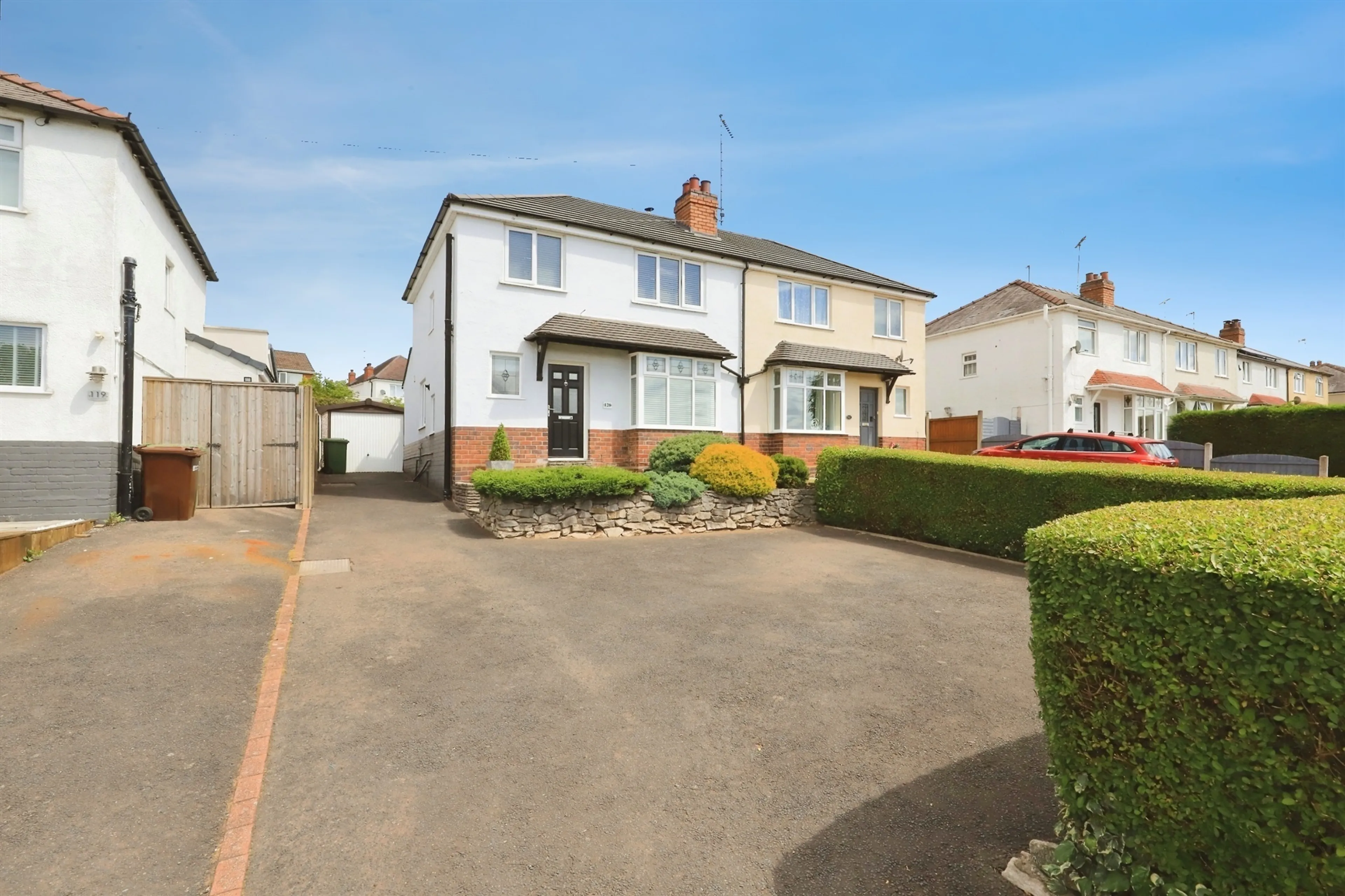 Property photo 0