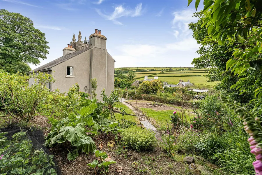 Property Image 28