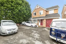 Laurel Place, Middleton, LEEDS