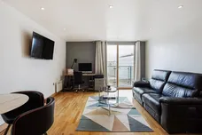 Frances Wharf, E14 photo 1