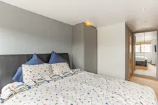 Frances Wharf, E14 photo 6
