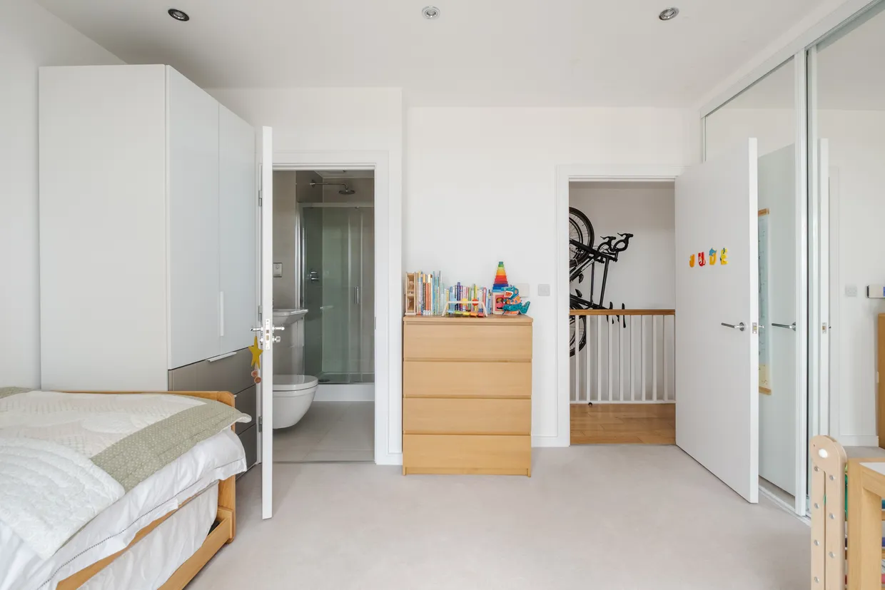 Murrain Road, London, N4 photo 12