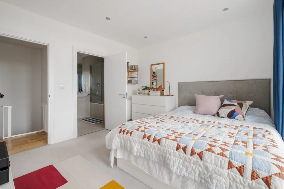 Murrain Road, London, N4 photo 21