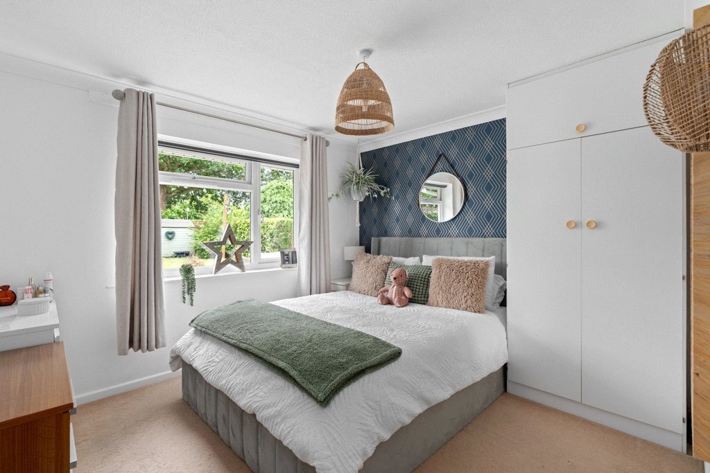 Glenwood Road, West Moors, Ferndown, Dorset, BH22 Image 15