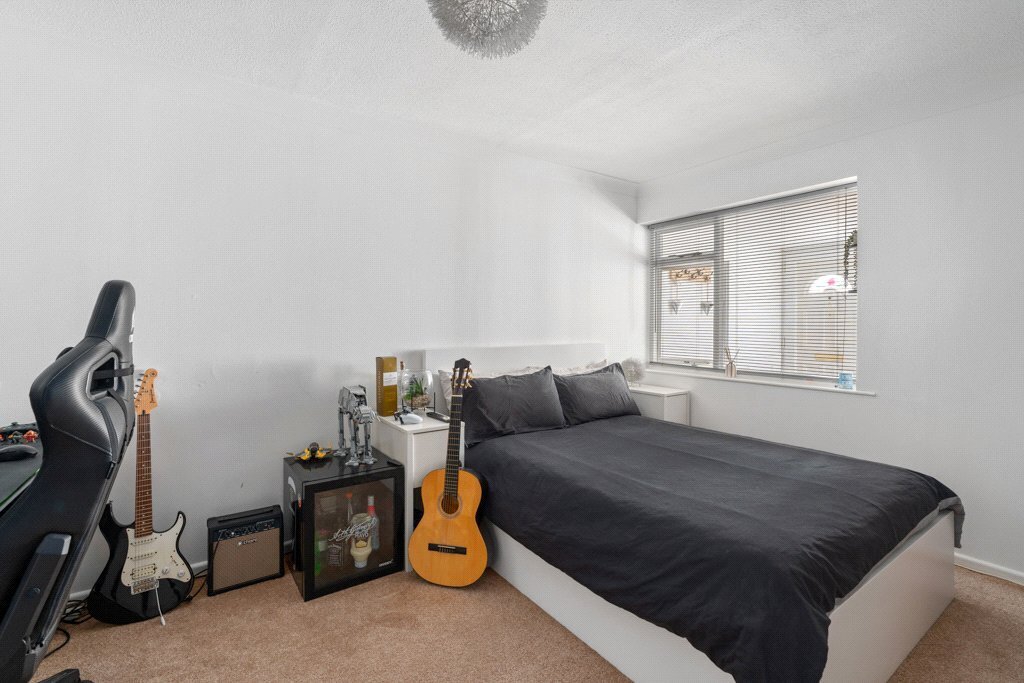 Glenwood Road, West Moors, Ferndown, Dorset, BH22 Image 18