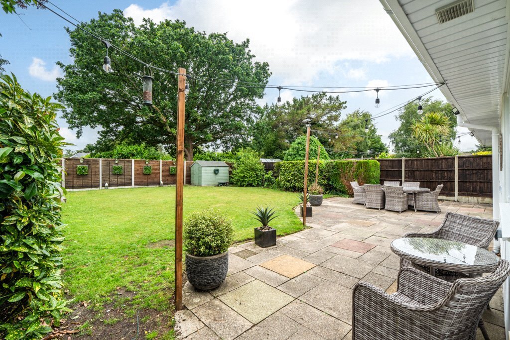 Glenwood Road, West Moors, Ferndown, Dorset, BH22 Image 23