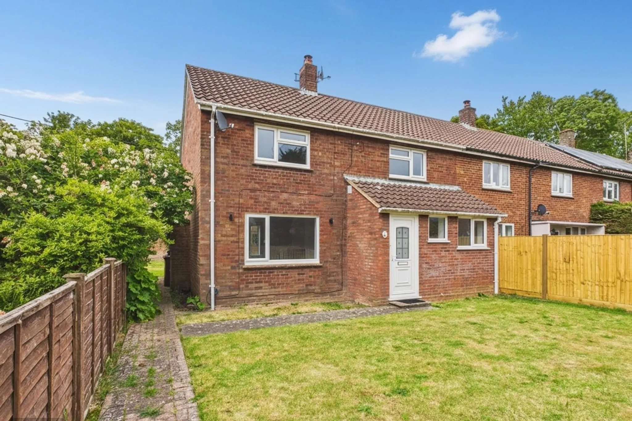 Glebelands, Mersham, Ashford, TN25 6PB