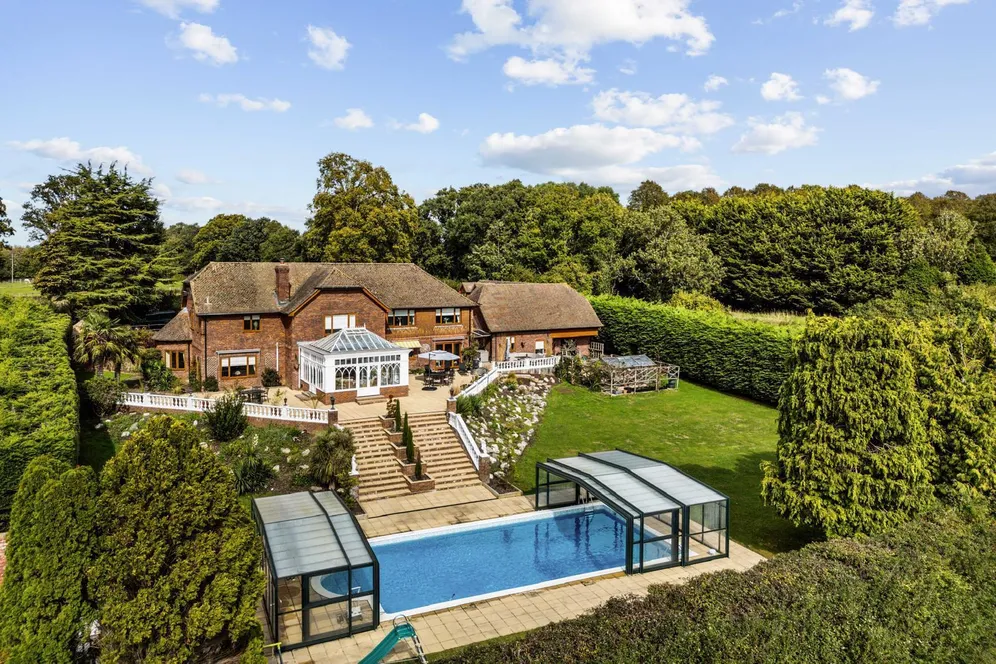 Fryern Road, Pulborough, RH20 photo 3