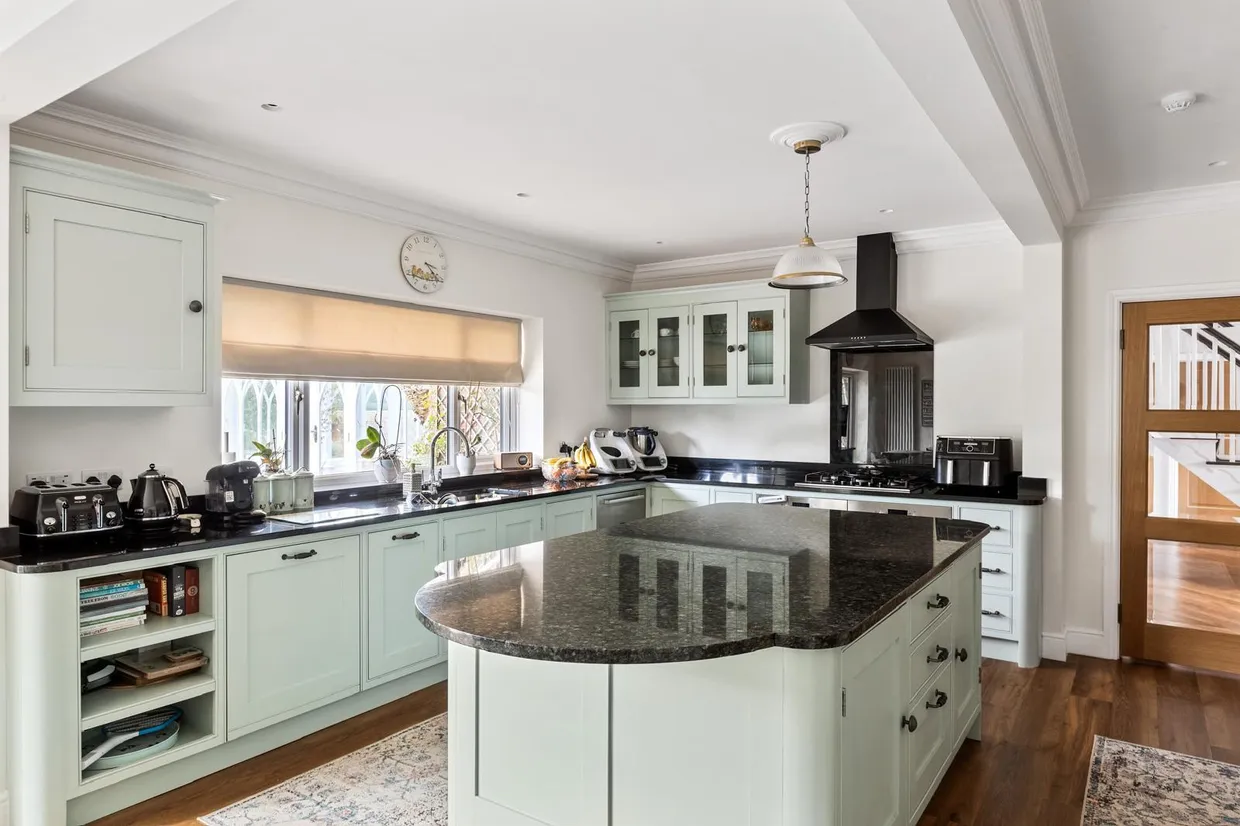Fryern Road, Pulborough, RH20 photo 4