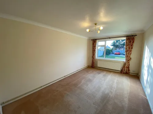 Central Avenue, Telscombe Cliffs, PEACEHAVENphoto