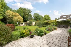 Cannon Way, Leatherhead, KT22 photo 10