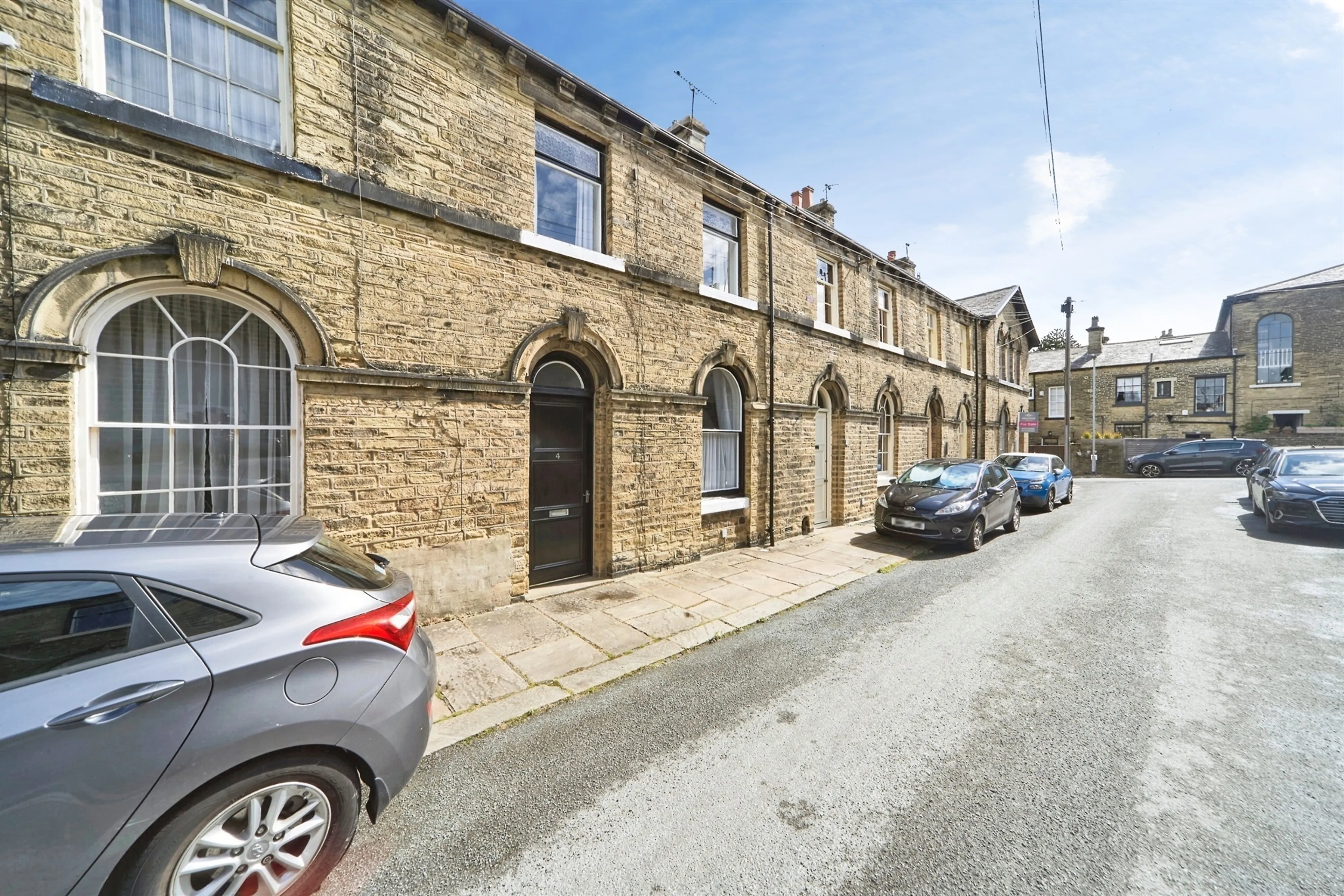 Property photo 0