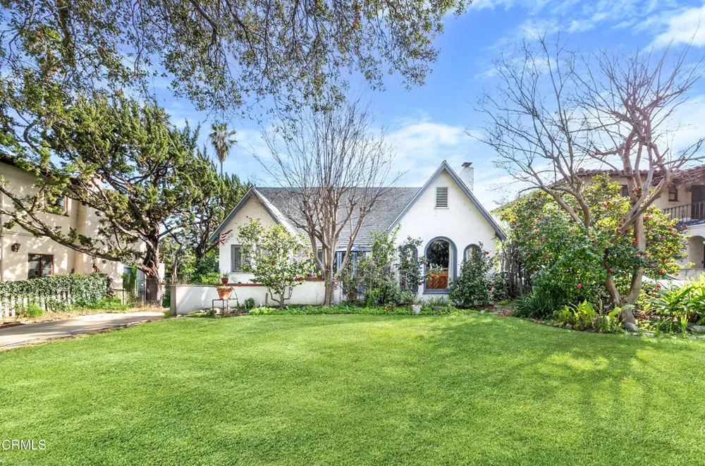 2270 E Orange Grove Blvd, Pasadena, CA 91104