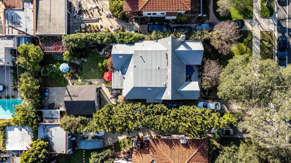 2270 E Orange Grove Blvd, Pasadena, CA 91104