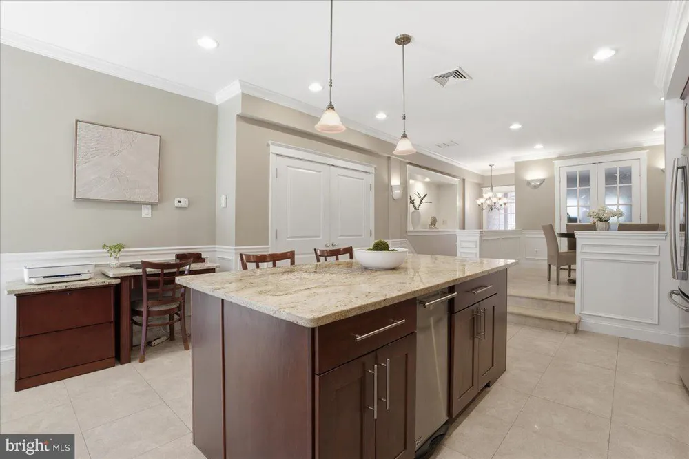 312 Dickinson St, Philadelphia, PA 19147