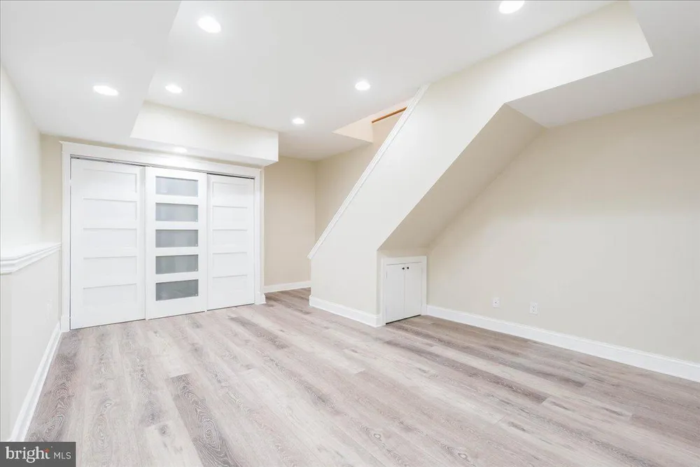 312 Dickinson St, Philadelphia, PA 19147