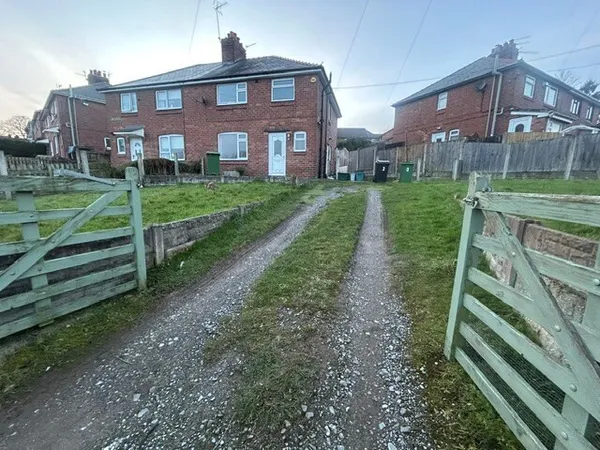 Maes Eithen, Wrexham