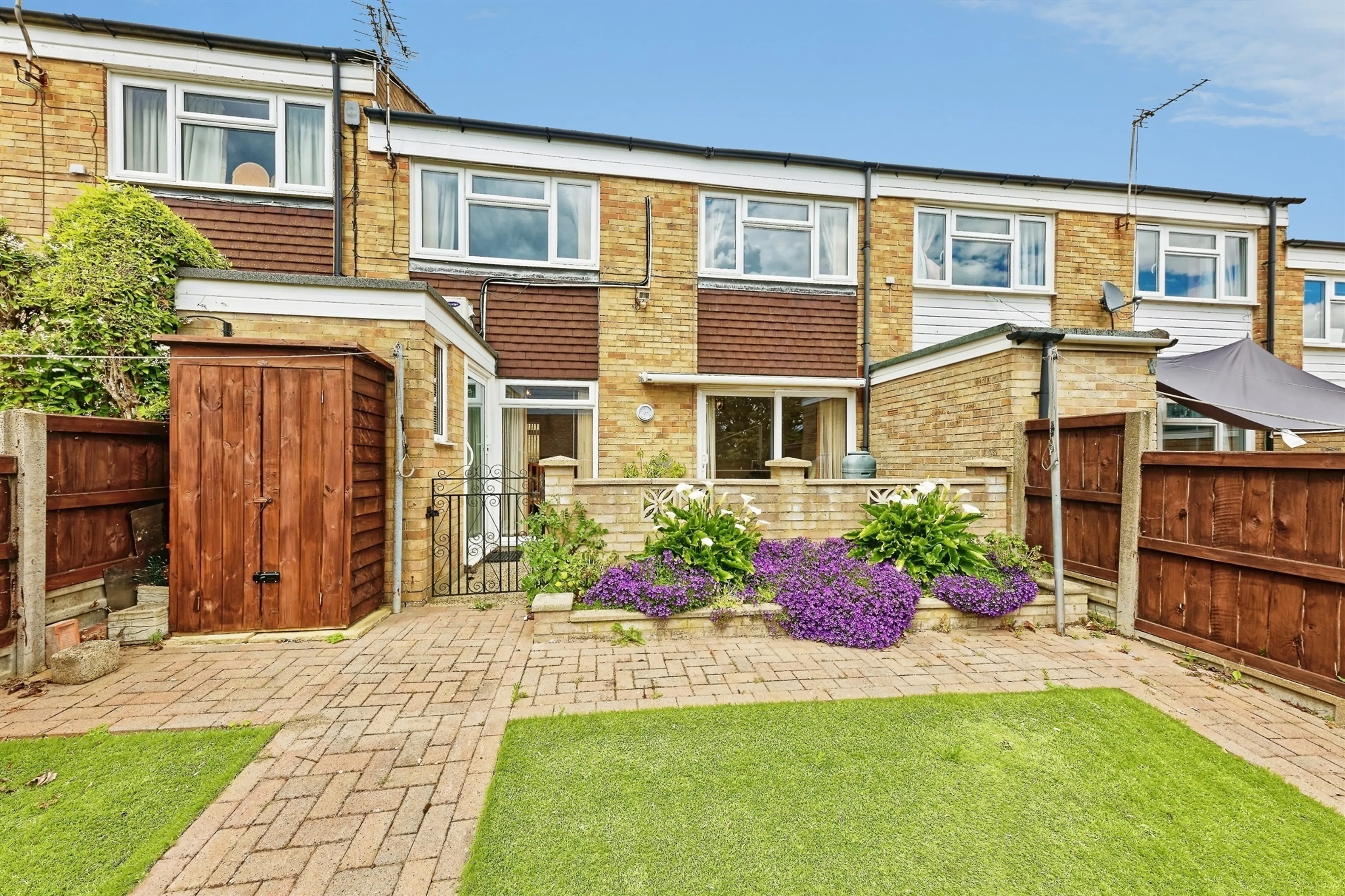 Property photo 0
