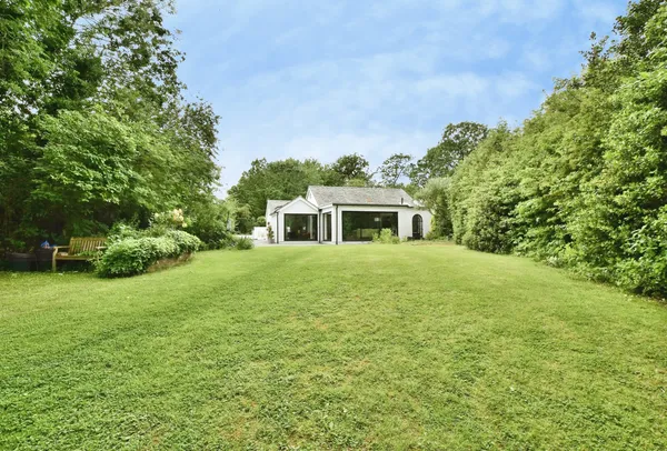 Browns Lane, Wilmslow