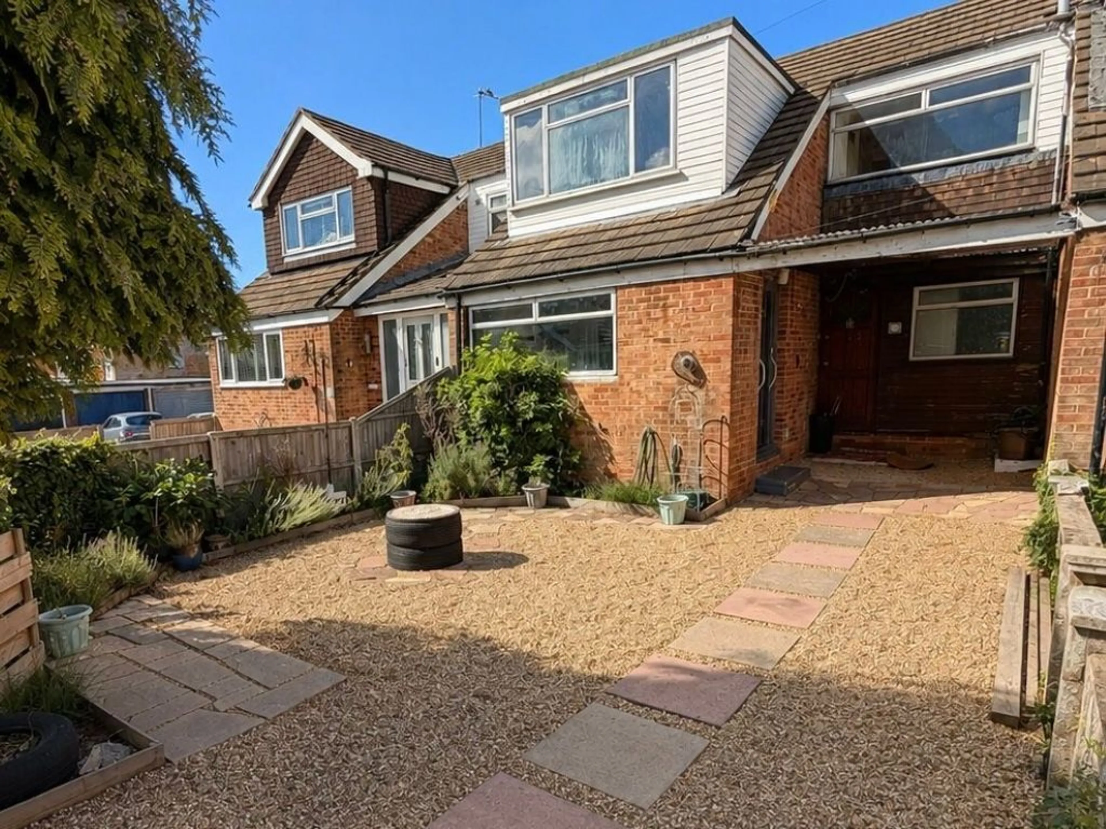Property photo 0
