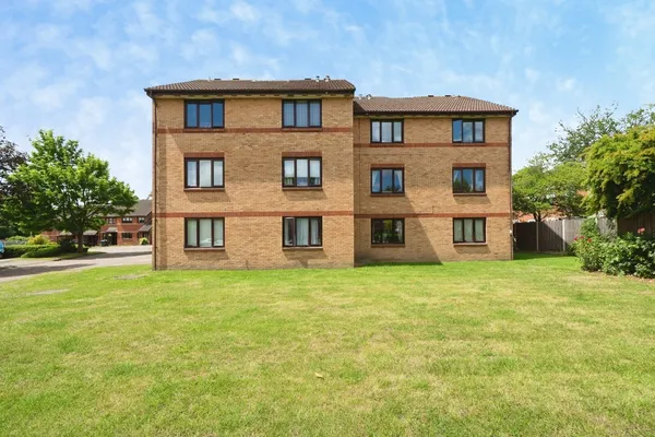 Escott Place, Ottershaw, Chertsey, Su...