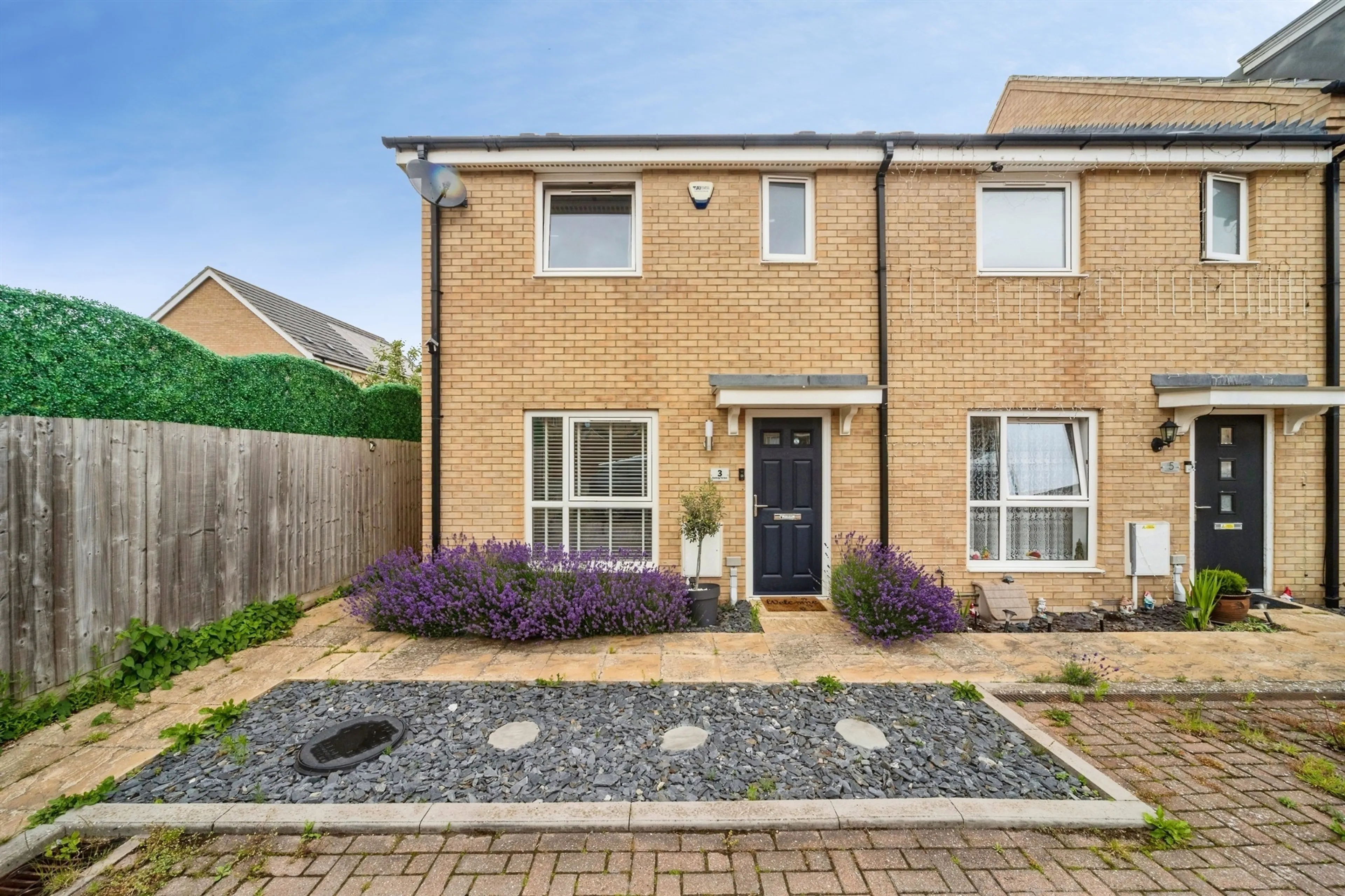 Property photo 0