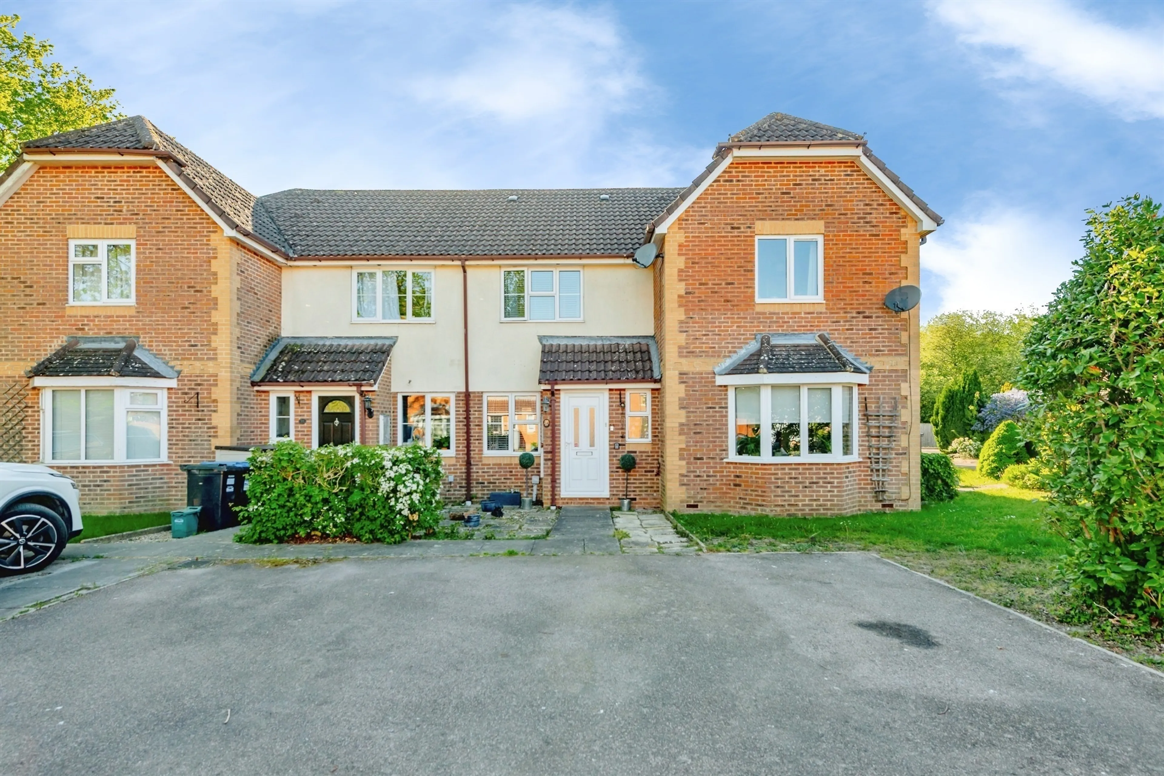 Property photo 0