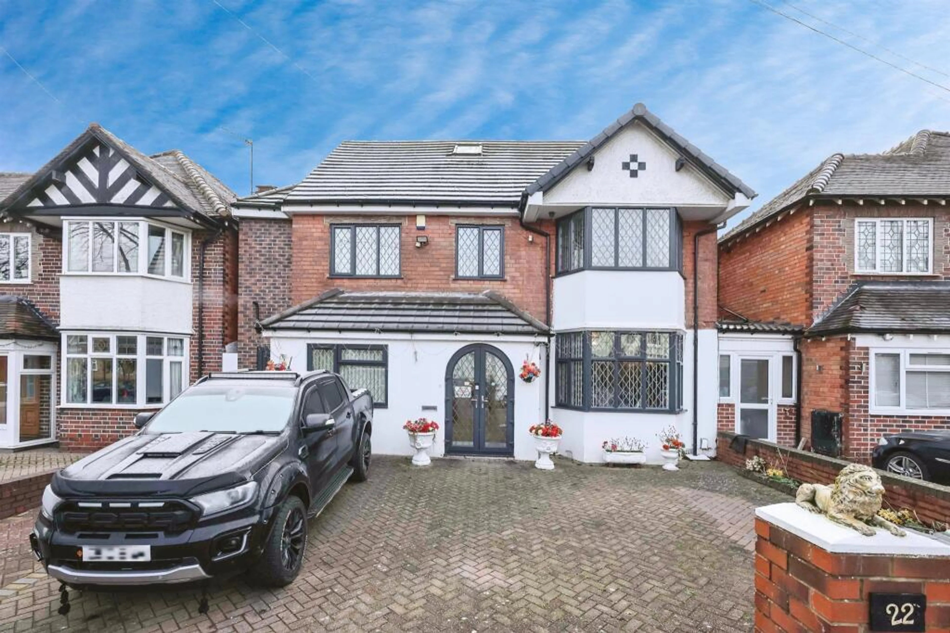 Property photo 0