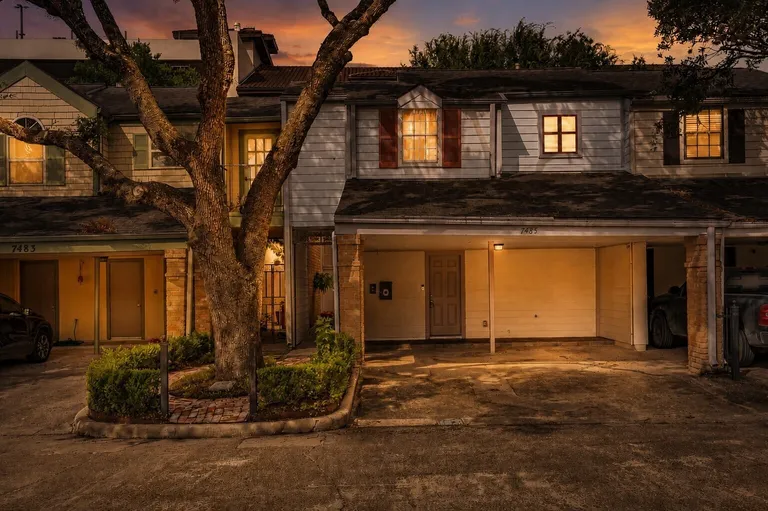 7485 Brompton St, Houston, TX 77025