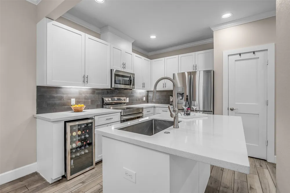 7485 Brompton St, Houston, TX 77025