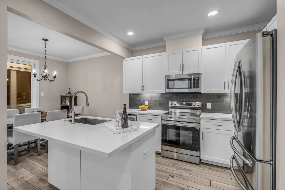 7485 Brompton St, Houston, TX 77025