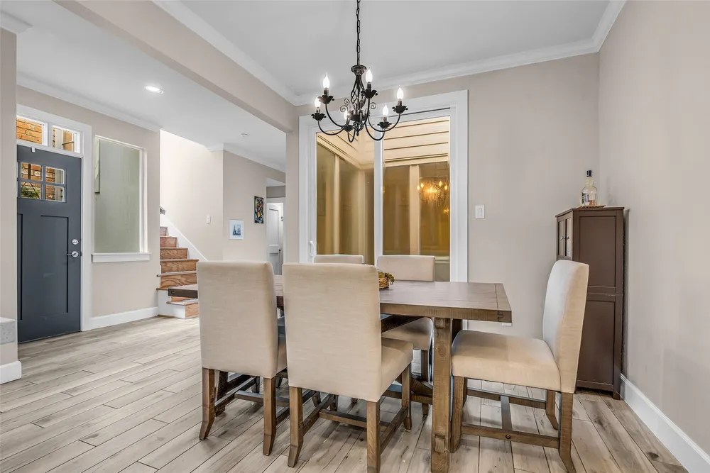 7485 Brompton St, Houston, TX 77025