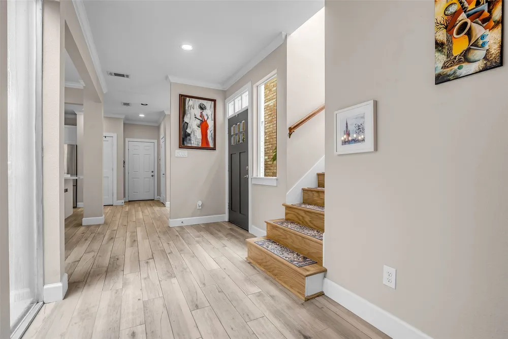 7485 Brompton St, Houston, TX 77025