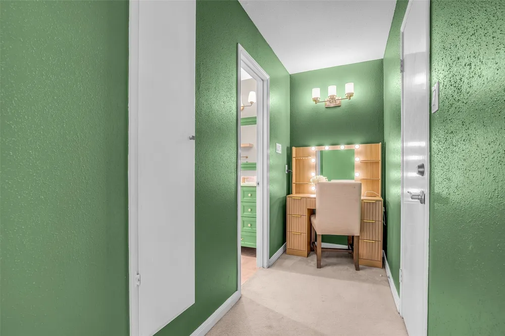 7485 Brompton St, Houston, TX 77025