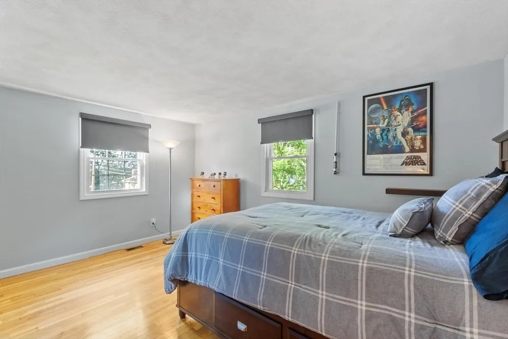 9 Brookbridge Rd, Peabody, MA 01960
