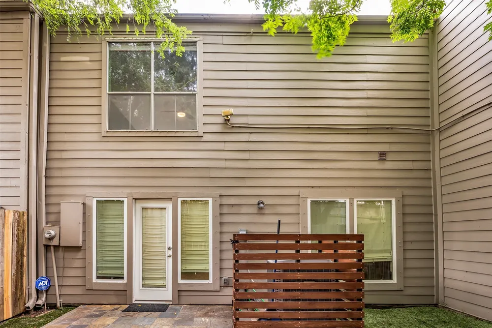 7485 Brompton St, Houston, TX 77025