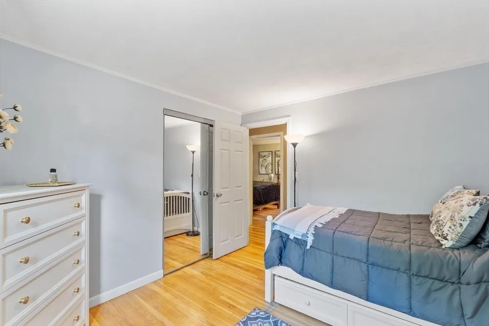 9 Brookbridge Rd, Peabody, MA 01960