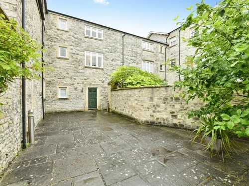 West End Court, Shepton Malletphoto