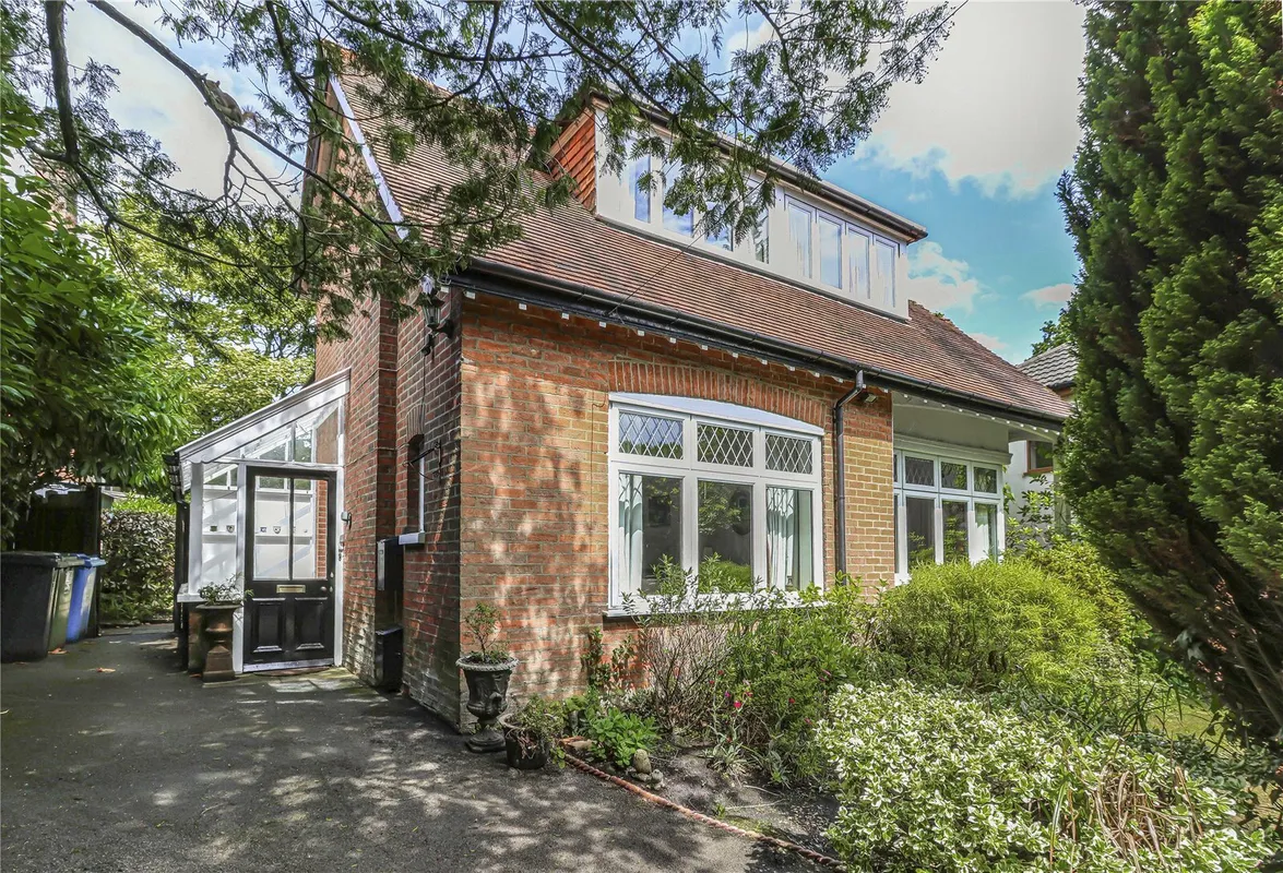 Crescent Road, Lower Parkstone, Poole, Dorset, BH14