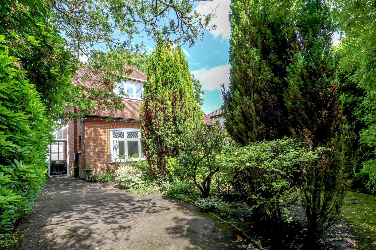 Crescent Road, Lower Parkstone, Poole, Dorset, BH14 Image 20
